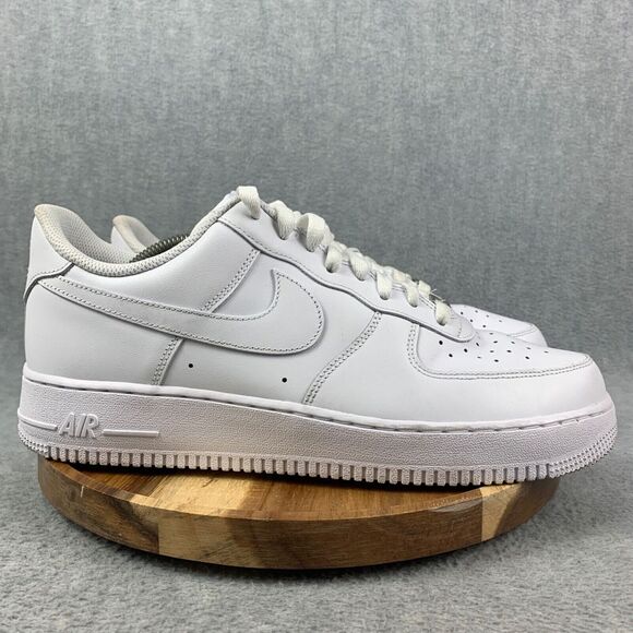 Nike Air Force 1 Shoes Mens Size 11 Triple White Sneakers Athletic Low AF1 - Picture 1 of 10